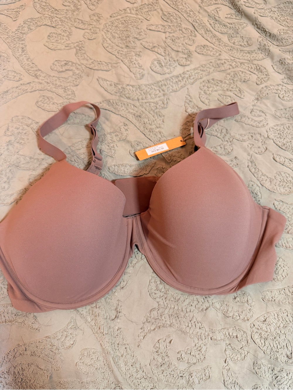 SKIMS Molded Underwire Bra in Dusty Rose